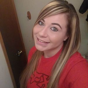 Meet your Posher, Leigh